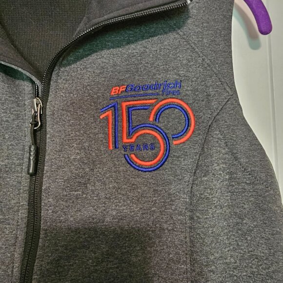 Women's‎ The North Face BF Goodrich 150 Years Vest Dark Gray/Black Size Small - Picture 3 of 9